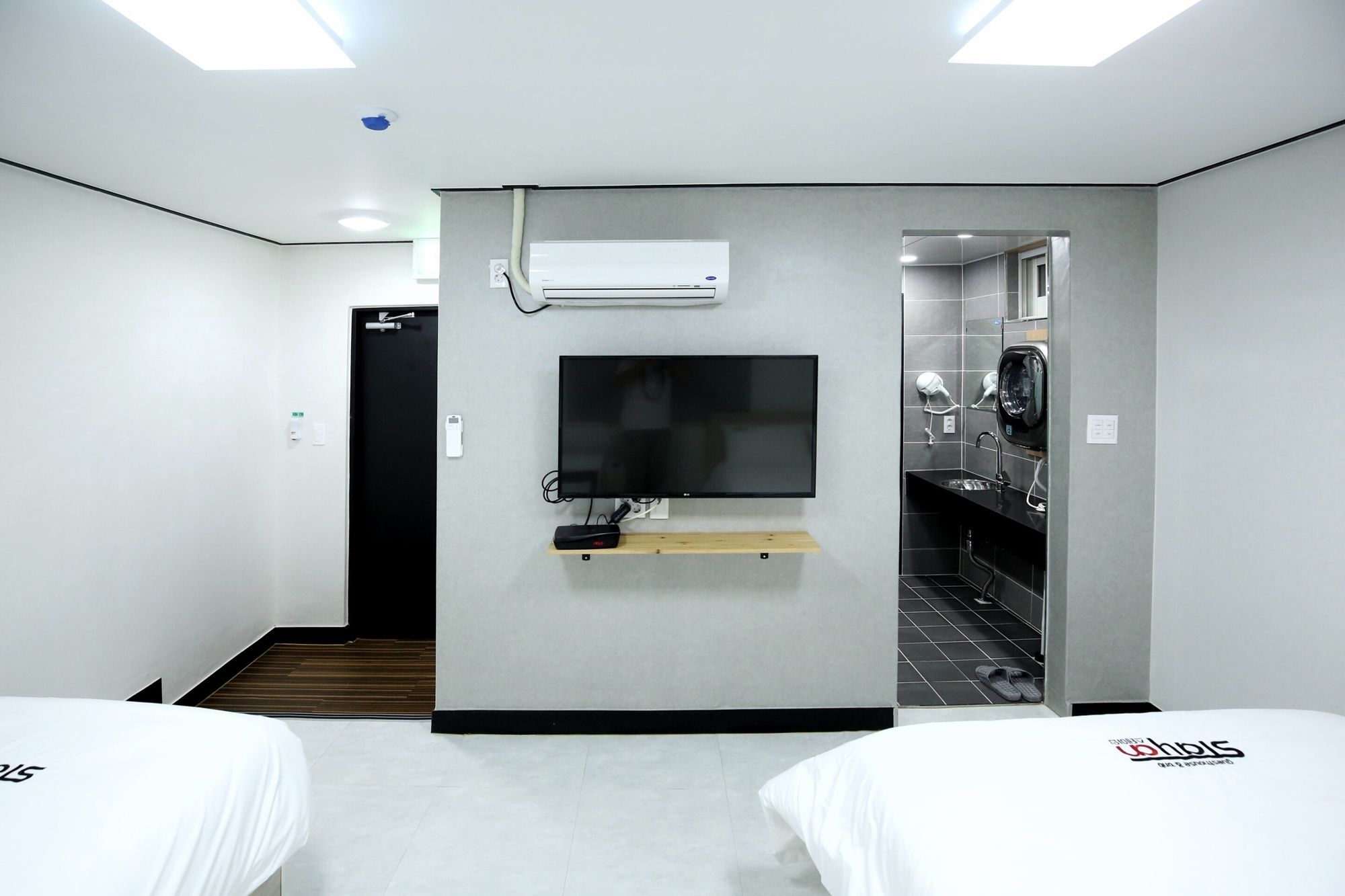 Stayan Guesthouse And Bnb Busan Eksteriør billede